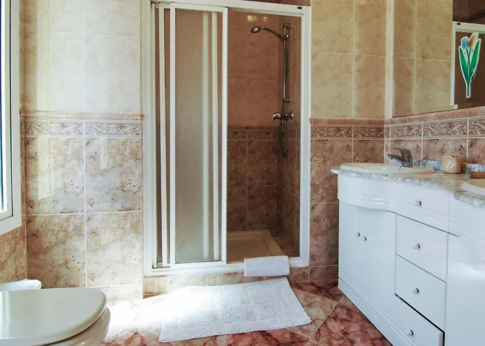 Mercedes Villa Nerja